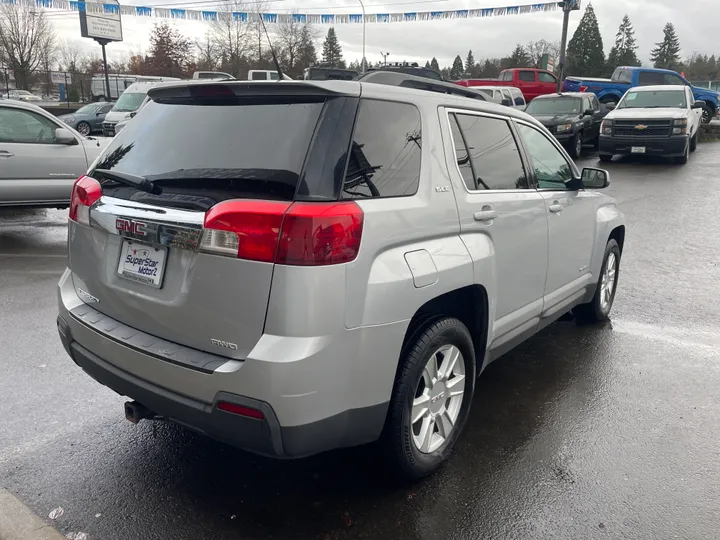 SILVER, 2013 GMC TERRAIN Image 7