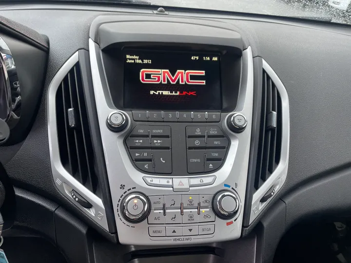 SILVER, 2013 GMC TERRAIN Image 25