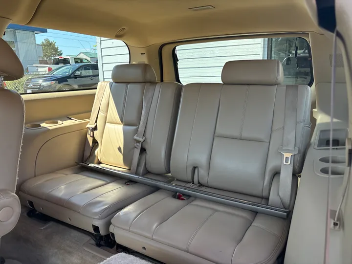 BEIGE, 2007 GMC YUKON XL 1500 Image 16