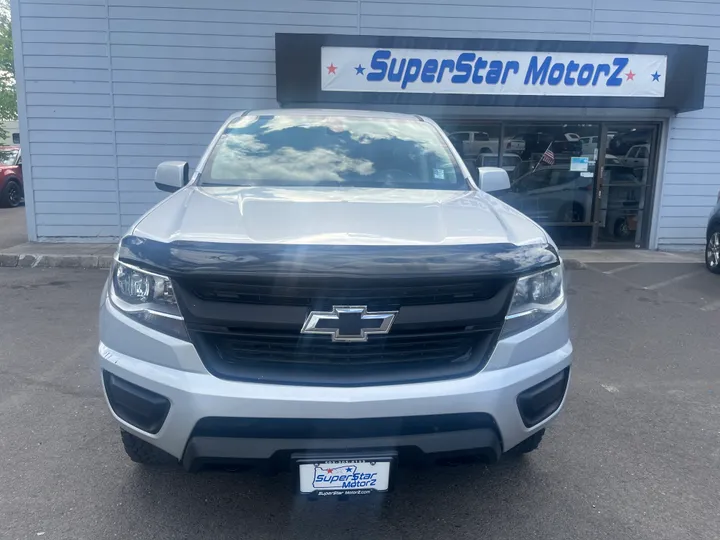 SILVER, 2017 CHEVROLET COLORADO CREW CAB Image 2