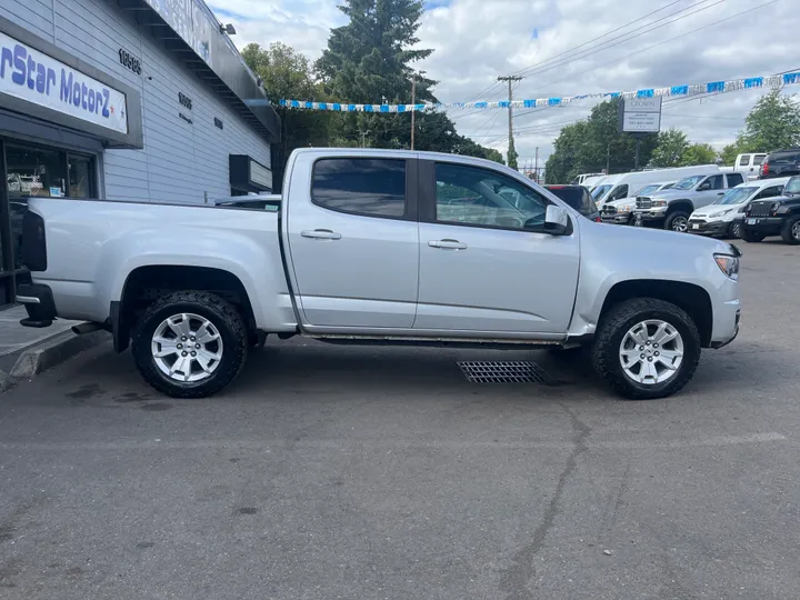 SILVER, 2017 CHEVROLET COLORADO CREW CAB Image 8