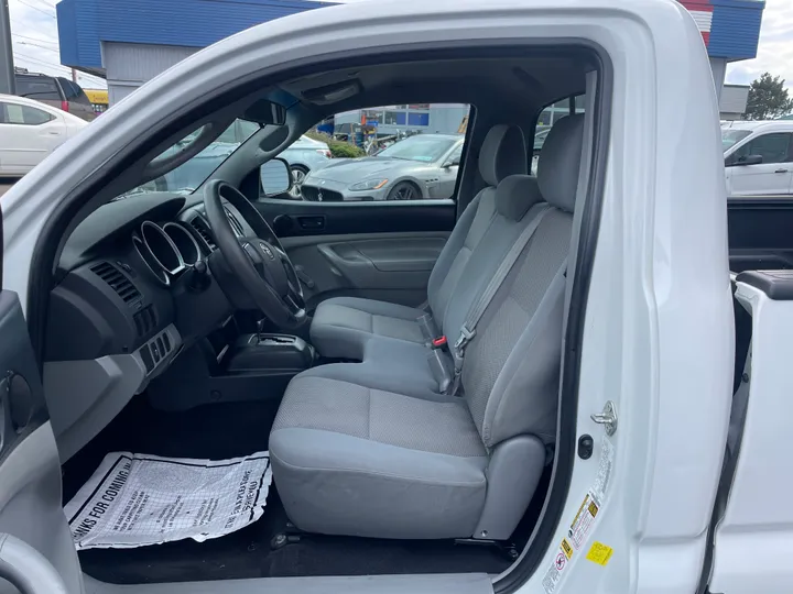 WHITE, 2014 TOYOTA TACOMA REGULAR CAB Image 12