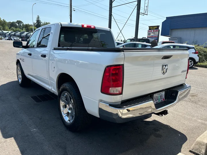 WHITE, 2014 RAM 1500 CREW CAB Image 5