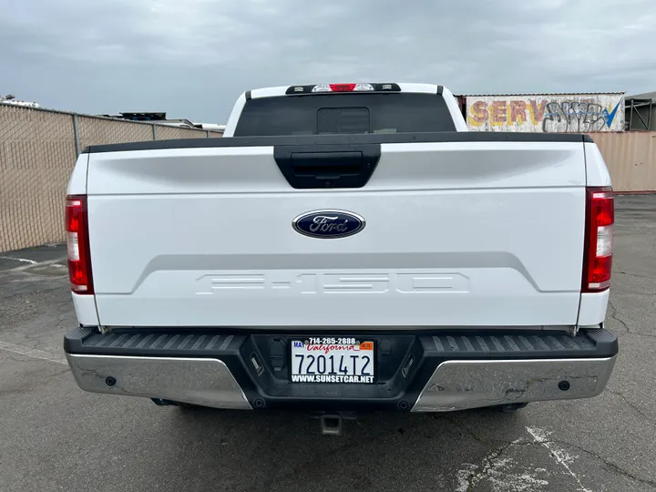 WHITE, 2019 FORD F150 SUPERCREW CAB Image 6