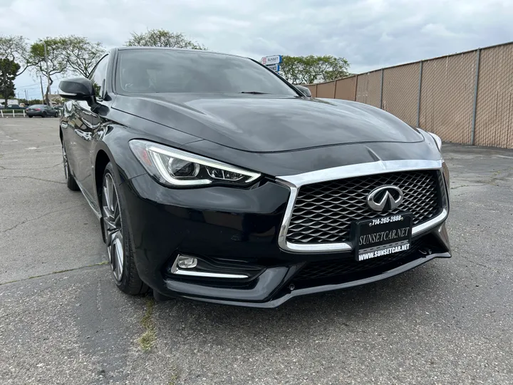 BLACK, 2017 INFINITI Q60 Image 2