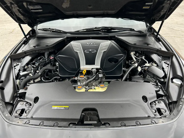 BLACK, 2017 INFINITI Q60 Image 36