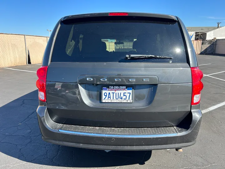 GRAY, 2012 DODGE GRAND CARAVAN PASSENGER Image 7