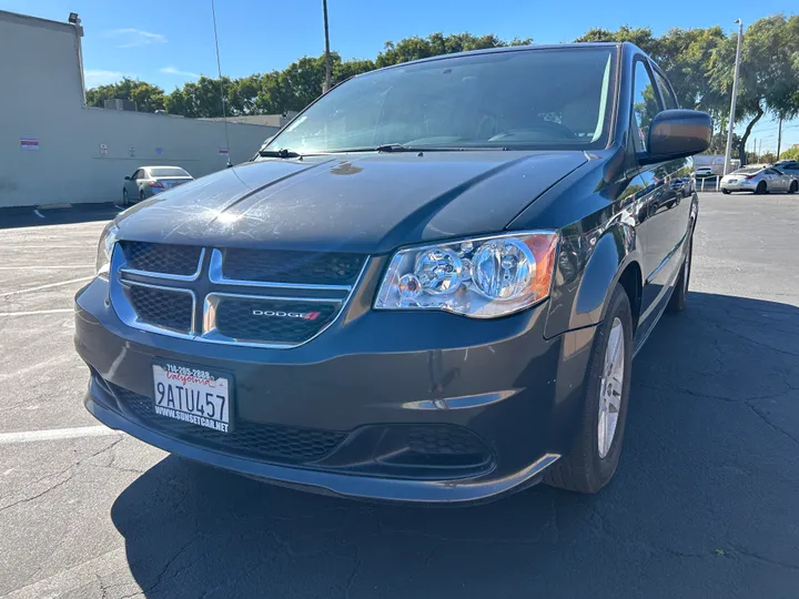 GRAY, 2012 DODGE GRAND CARAVAN PASSENGER Image 12