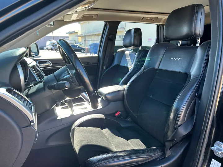 BLACK, 2012 JEEP GRAND CHEROKEE Image 20