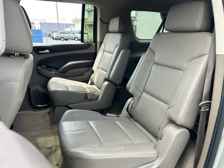 TAN, 2016 CHEVROLET SUBURBAN Image 30