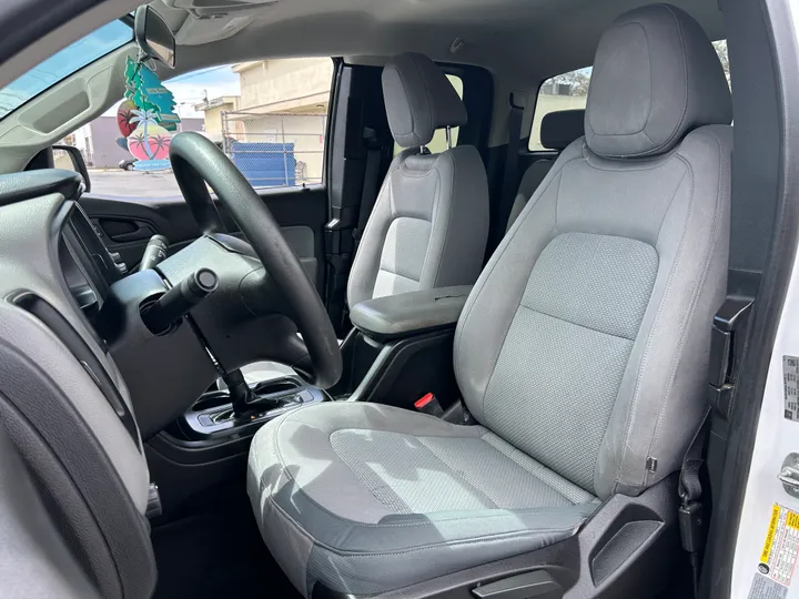 WHITE, 2016 CHEVROLET COLORADO EXTENDED CAB Image 19