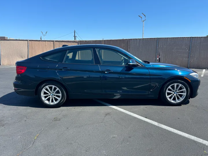 BLUE, 2014 BMW 3 SERIES Image 3