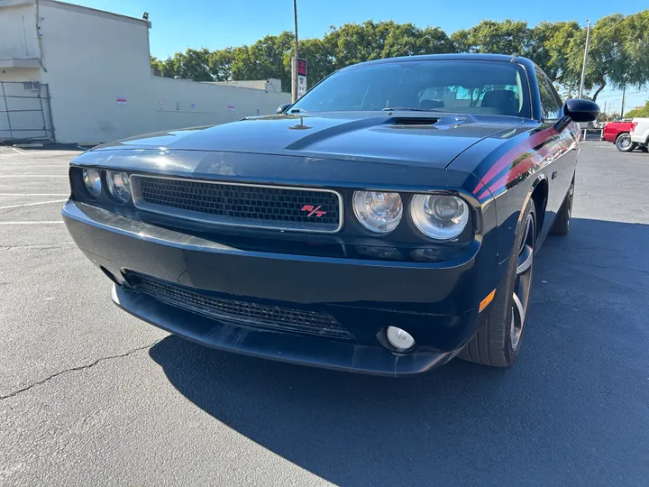 BLACK, 2014 DODGE CHALLENGER Image 11