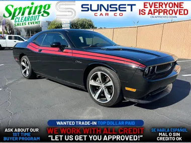 BLACK, 2014 DODGE CHALLENGER Image 2