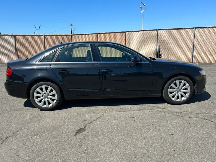 BLACK, 2011 AUDI A4 Image 3