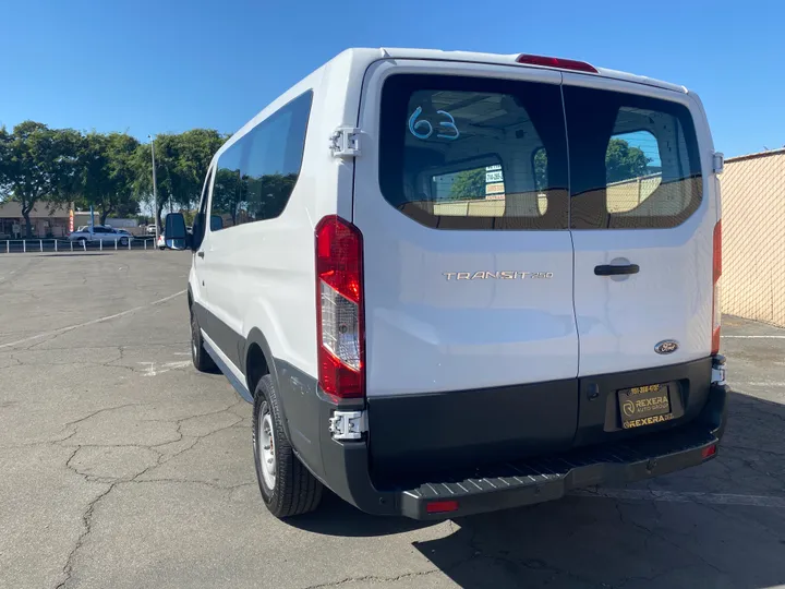 WHITE, 2017 FORD TRANSIT 250 VAN Image 7