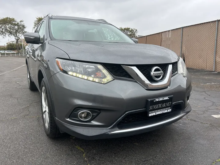 GRAY, 2014 NISSAN ROGUE Image 2