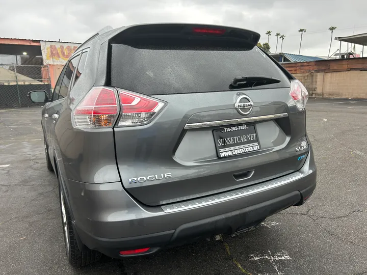 GRAY, 2014 NISSAN ROGUE Image 7