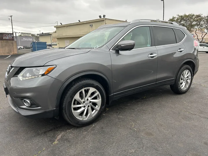 GRAY, 2014 NISSAN ROGUE Image 10