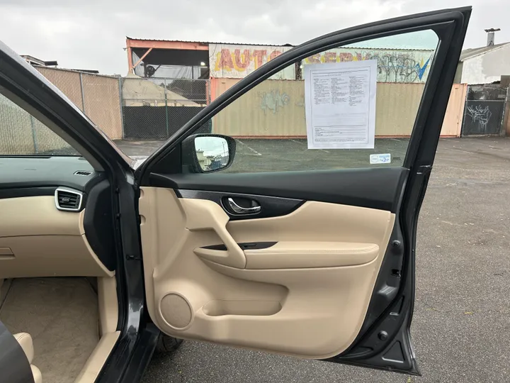 GRAY, 2014 NISSAN ROGUE Image 34