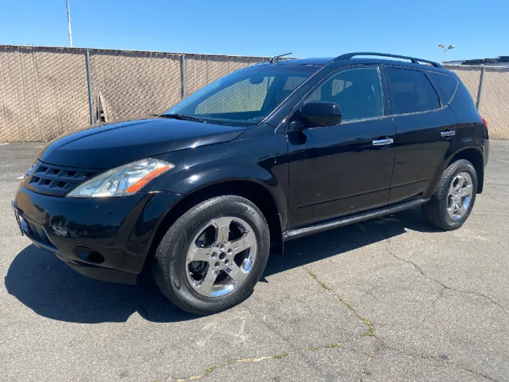 BLACK, 2003 NISSAN MURANO Image 10