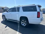 WHITE, 2015 CHEVROLET SUBURBAN Thumnail Image 8