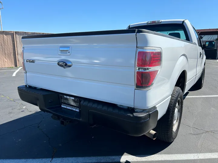 WHITE, 2013 FORD F150 REGULAR CAB Image 5