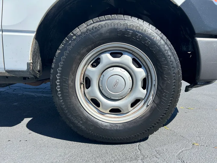 WHITE, 2013 FORD F150 REGULAR CAB Image 13