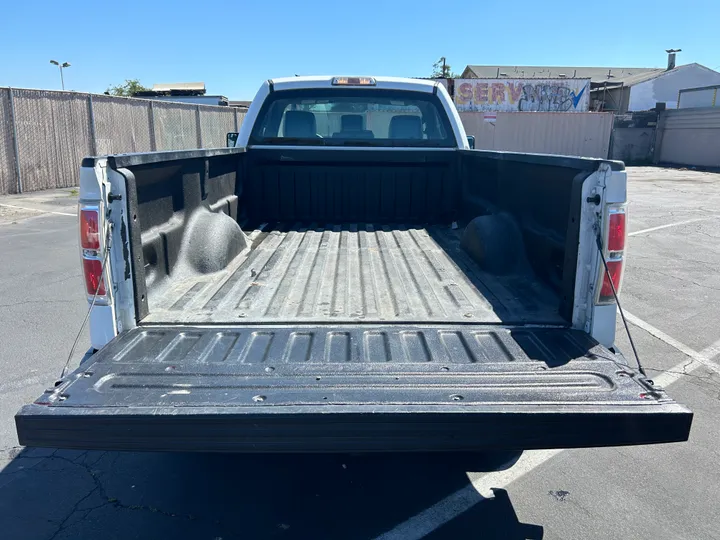 WHITE, 2013 FORD F150 REGULAR CAB Image 24