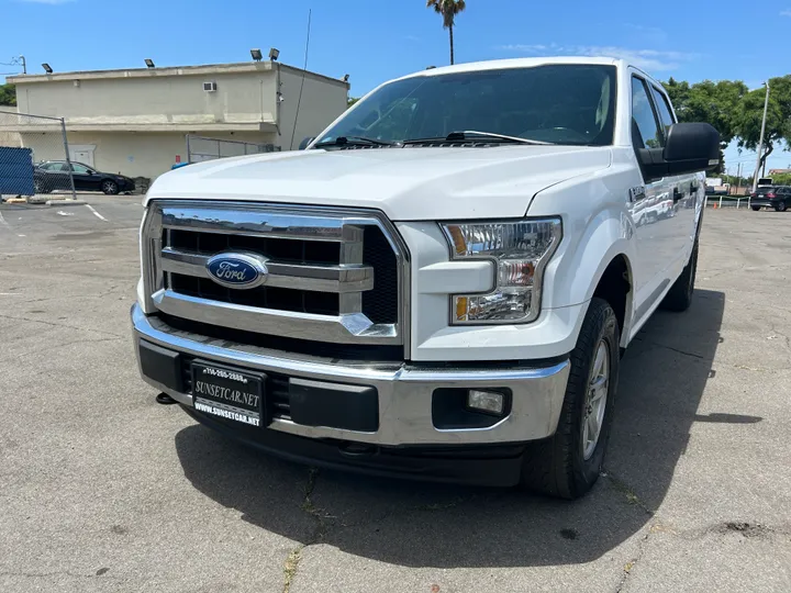 WHITE, 2017 FORD F150 SUPERCREW CAB Image 11