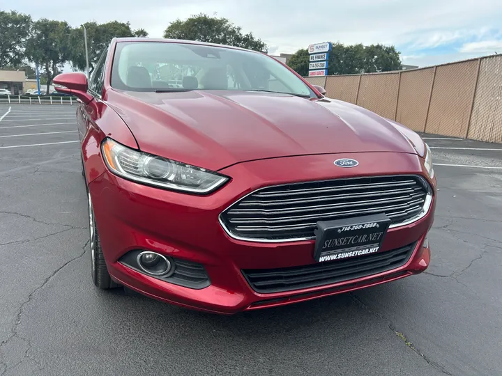 LASER RED, 2016 FORD FUSION Image 2