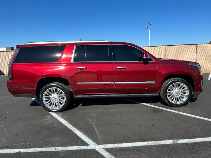 BURGUNDY, 2017 CADILLAC ESCALADE ESV Image 3