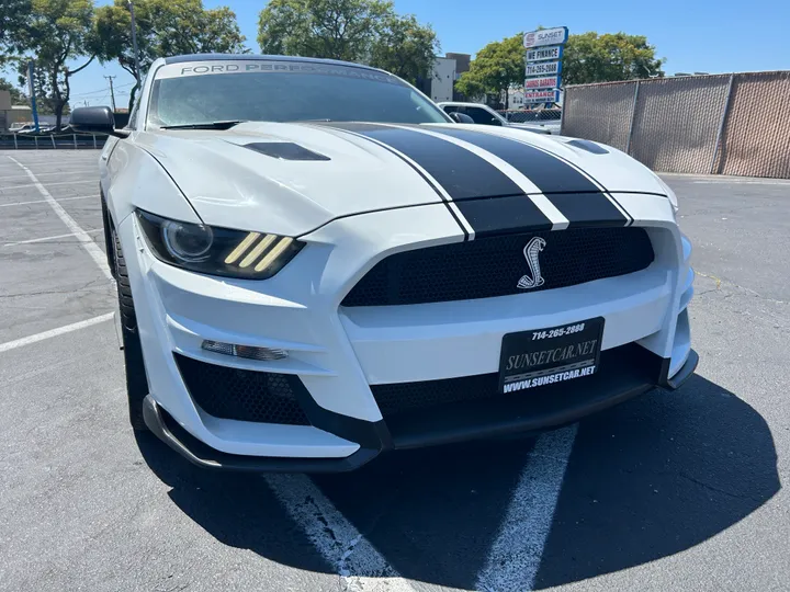 WHITE, 2015 FORD MUSTANG Image 2