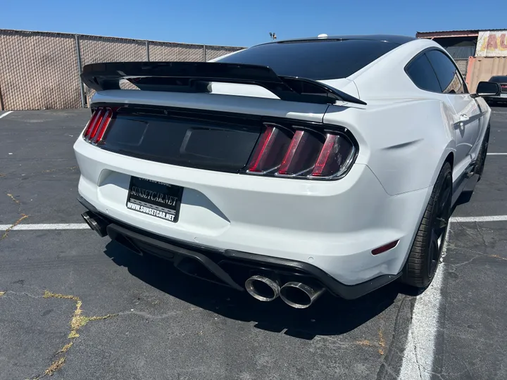 WHITE, 2015 FORD MUSTANG Image 5