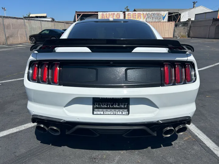 WHITE, 2015 FORD MUSTANG Image 6