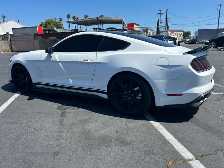 WHITE, 2015 FORD MUSTANG Image 8