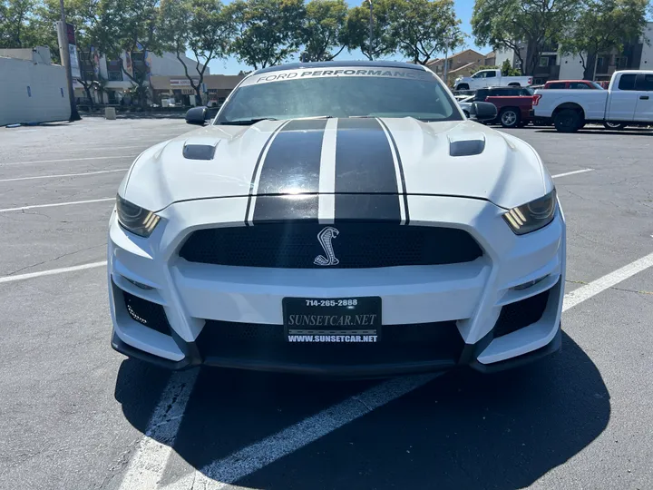 WHITE, 2015 FORD MUSTANG Image 12