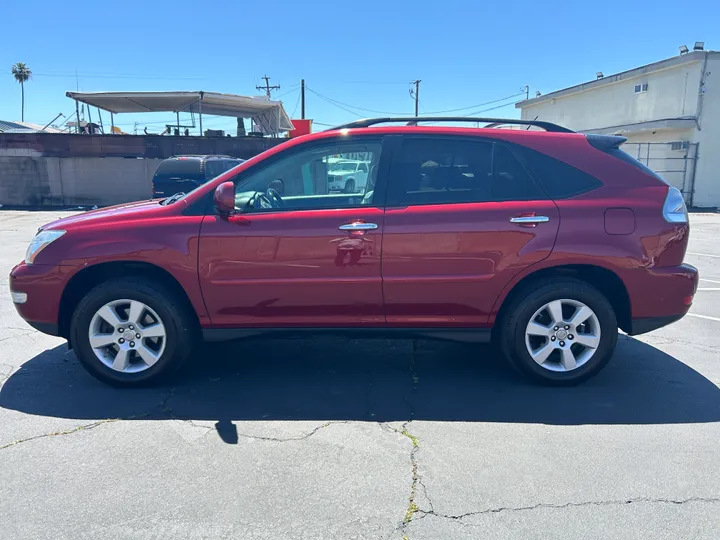 RED, 2009 LEXUS RX Image 9