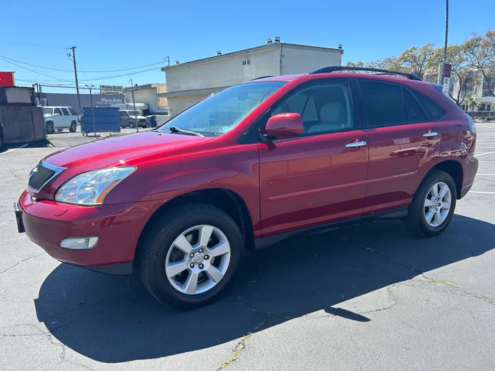 RED, 2009 LEXUS RX Image 10