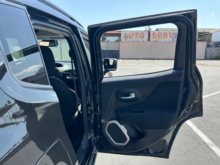 BLACK, 2017 JEEP RENEGADE Image 33