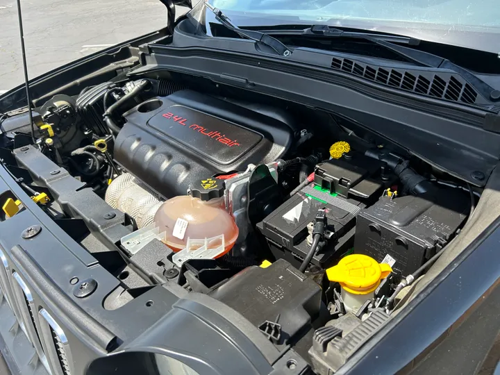 BLACK, 2017 JEEP RENEGADE Image 41