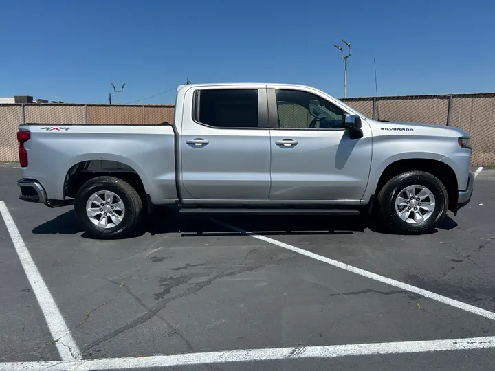 SILVER, 2019 CHEVROLET SILVERADO 1500 CREW CAB Image 3