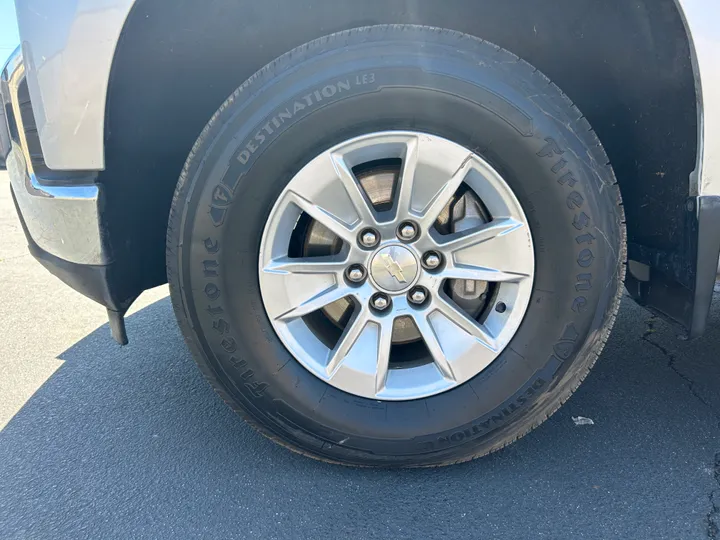 SILVER, 2019 CHEVROLET SILVERADO 1500 CREW CAB Image 16