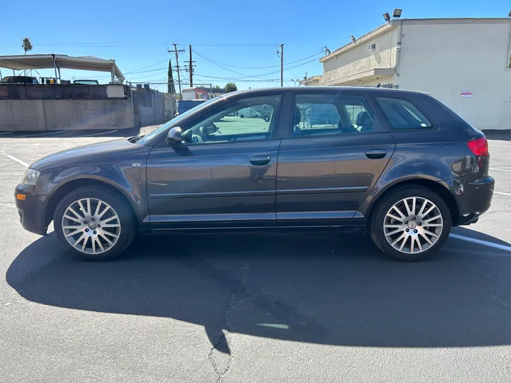 GRAY, 2008 AUDI A3 Image 9