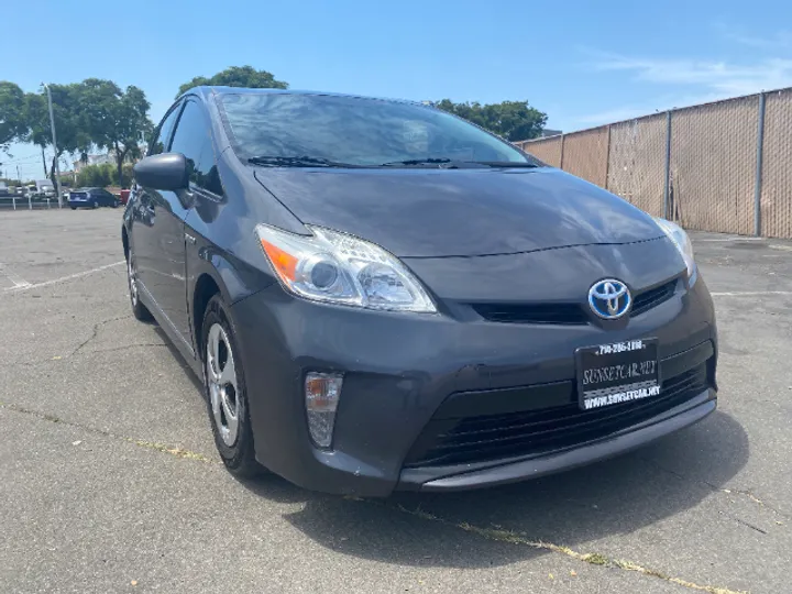 GRAY, 2013 TOYOTA PRIUS Image 2