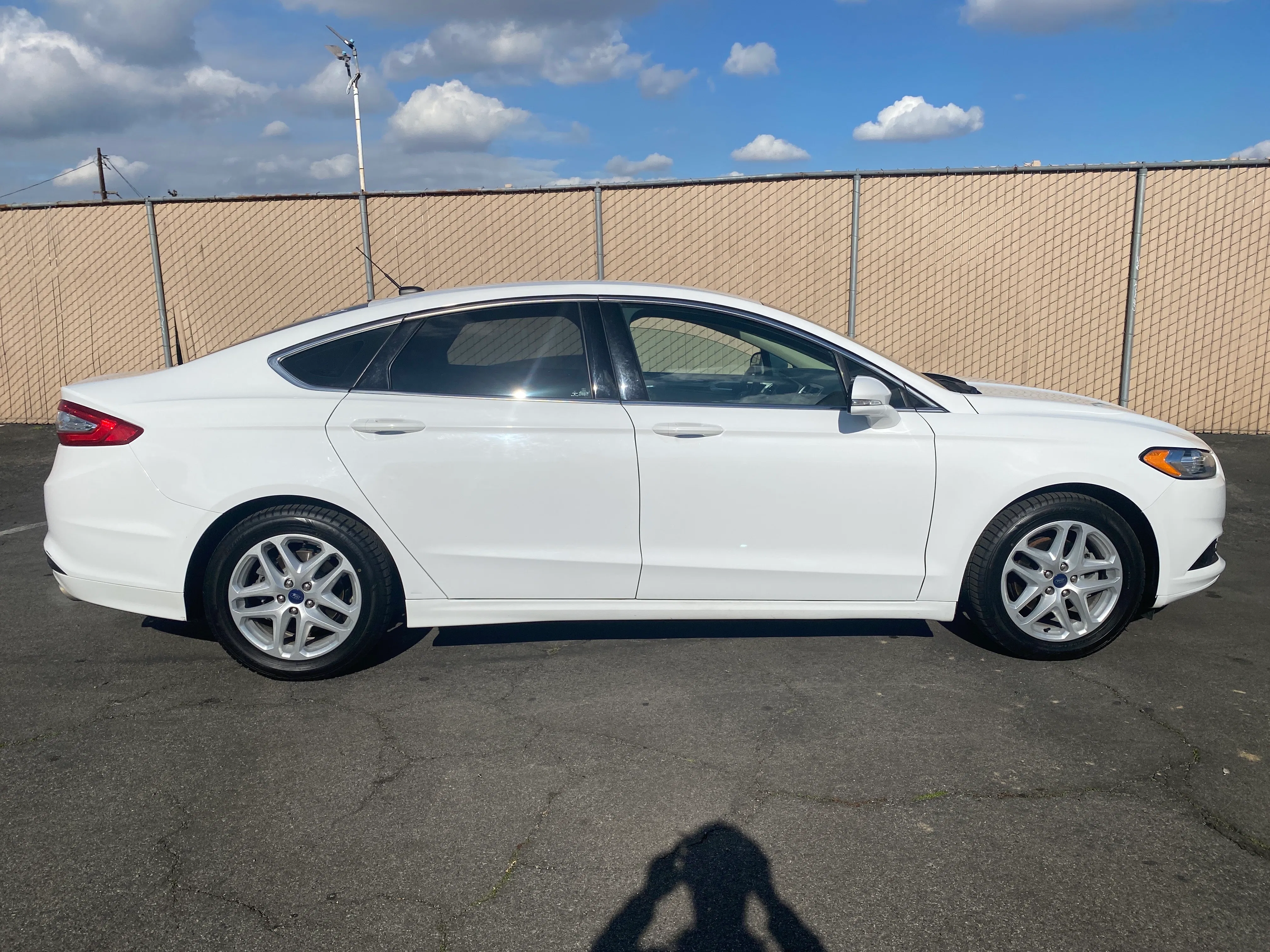 WHITE, 2016 FORD FUSION Image 3
