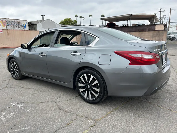 GRAY, 2018 NISSAN ALTIMA Image 8