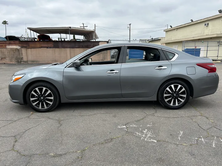 GRAY, 2018 NISSAN ALTIMA Image 9