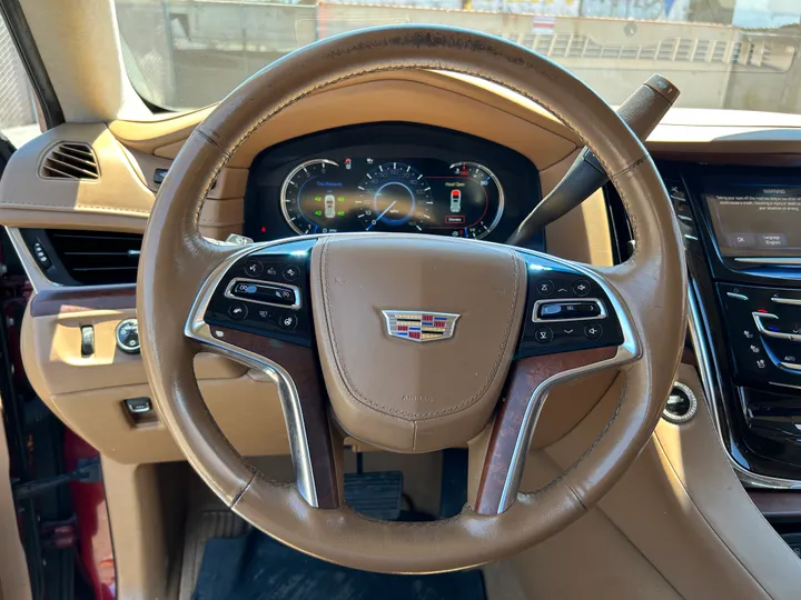 RED, 2016 CADILLAC ESCALADE ESV Image 22