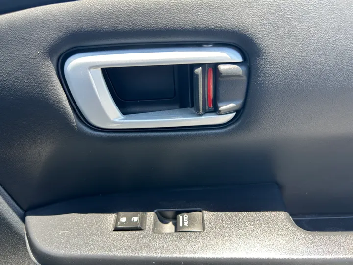 SILVER, 2014 HONDA PILOT Image 42